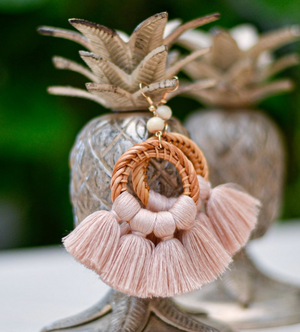 Open image in slideshow, Boho rattan tassel earrings blush colour 
